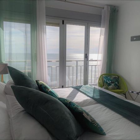 Apartamento Con Vistas Al Mar Primera Linea De Playa Del Postiguet Apartment Alicante Luaran gambar