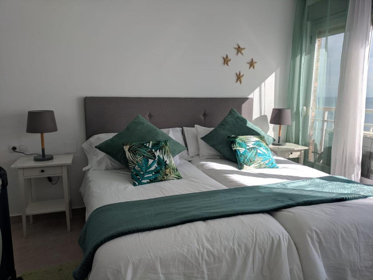 Apartamento Con Vistas Al Mar Primera Linea De Playa Del Postiguet Alicante Luaran gambar