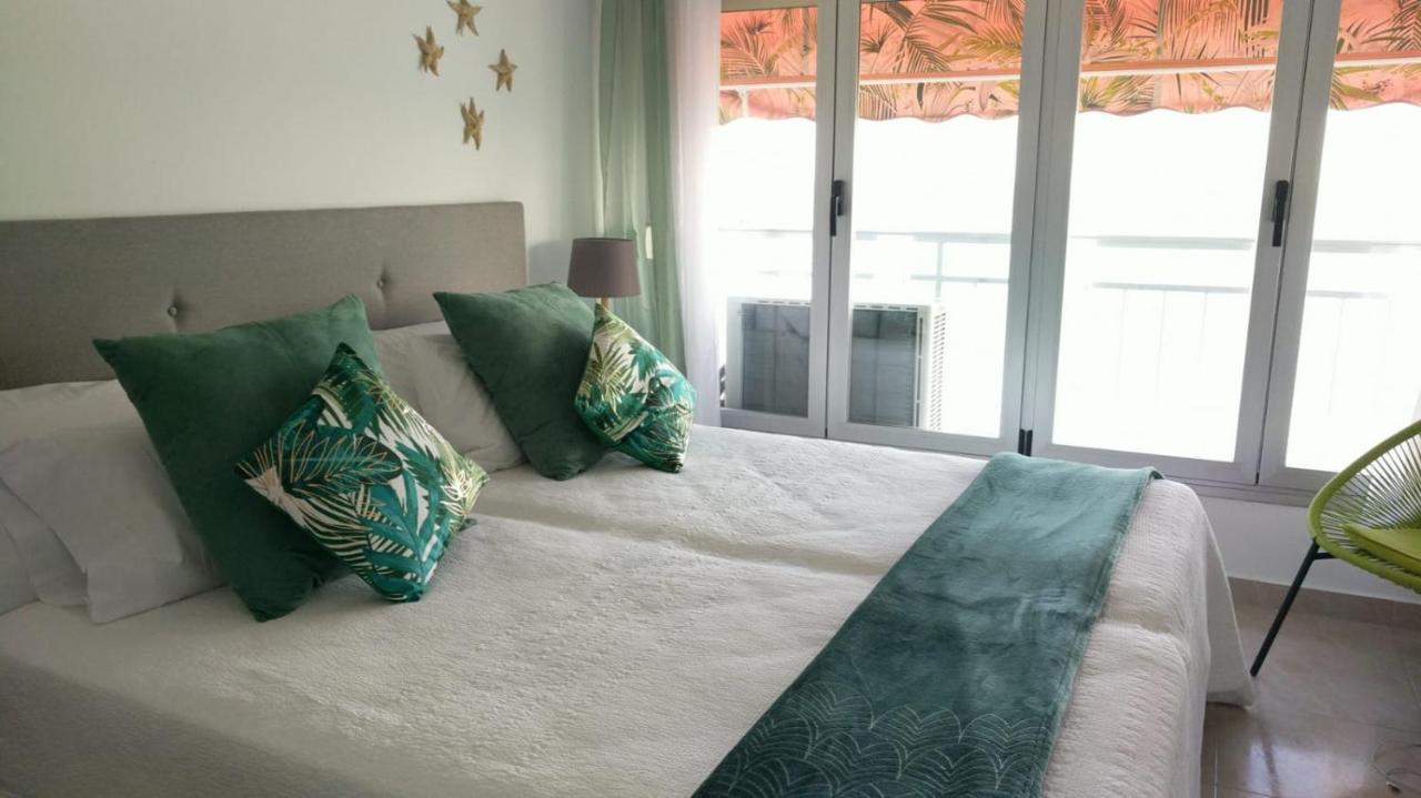 Apartamento Con Vistas Al Mar Primera Linea De Playa Del Postiguet Alicante Luaran gambar