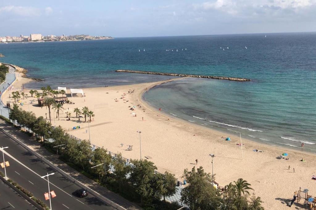 Apartamento Con Vistas Al Mar Primera Linea De Playa Del Postiguet Apartment Alicante Luaran gambar