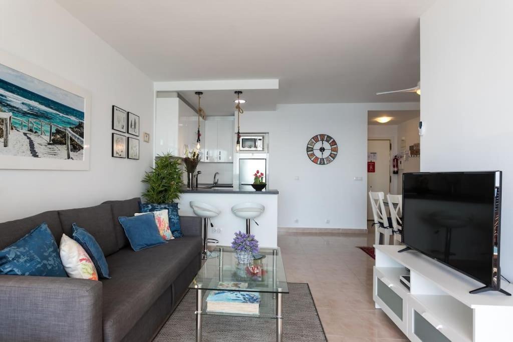 Apartamento Con Vistas Al Mar Primera Linea De Playa Del Postiguet Alicante Luaran gambar