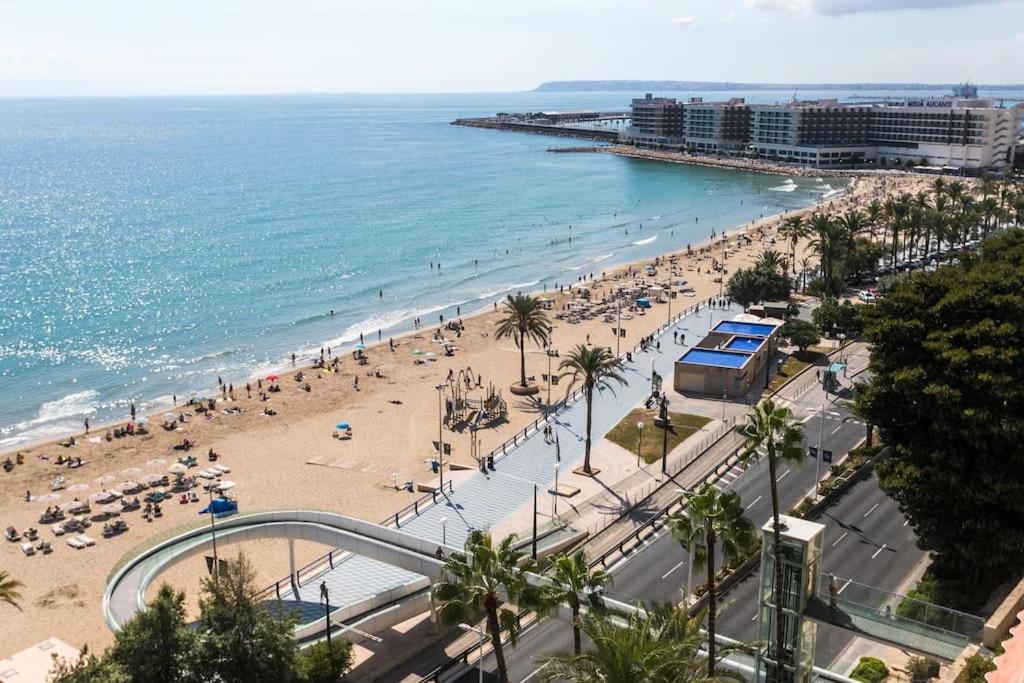 Apartamento Con Vistas Al Mar Primera Linea De Playa Del Postiguet Apartment Alicante Luaran gambar