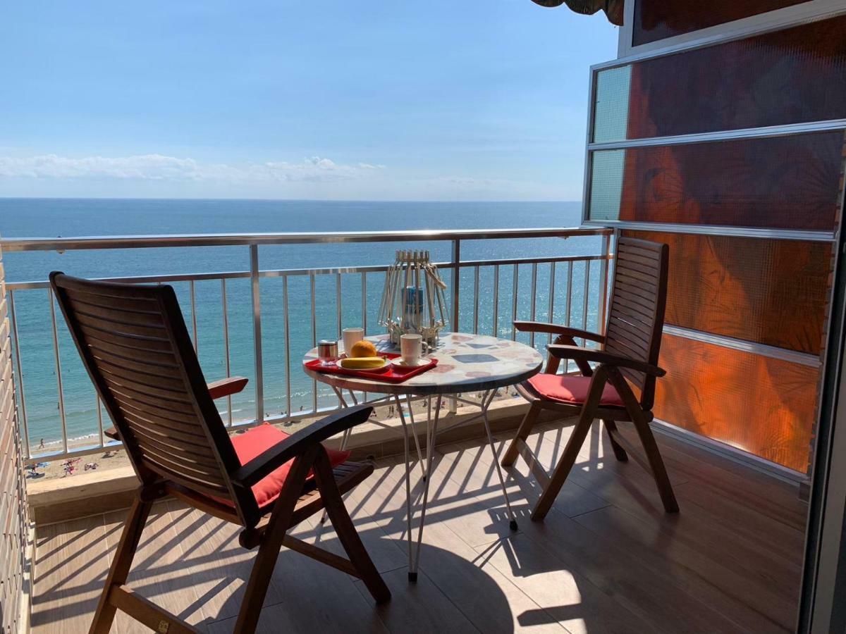 Apartamento Con Vistas Al Mar Primera Linea De Playa Del Postiguet Alicante Luaran gambar