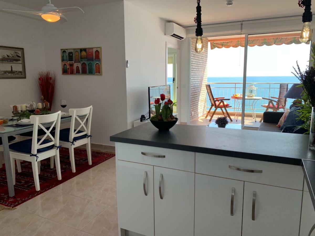 Apartamento Con Vistas Al Mar Primera Linea De Playa Del Postiguet Alicante Luaran gambar